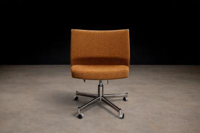 Jorge Zalszupin Low Commander Swivel Armchair by Jorge Zalszupin Bronze Chenille and Aluminum