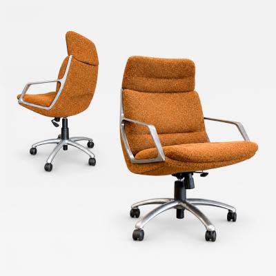 Jorge Zalszupin Tall Commander Swivel Chair Fiberglass Aluminum Chenille Lot 888B