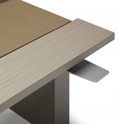 Jos Mart nez Medina Blp Desk by Jos Mart nez Medina for JMM