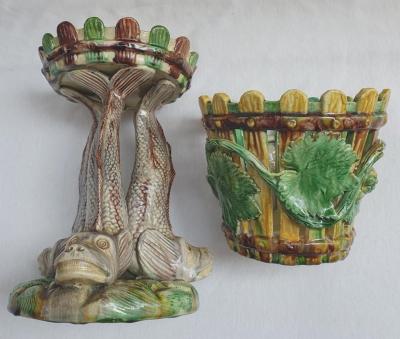 Jose alves Cunha Palissy Majolica portuguese base with vase support 