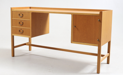Josef Frank Dressing table desk Svenskt Tenn