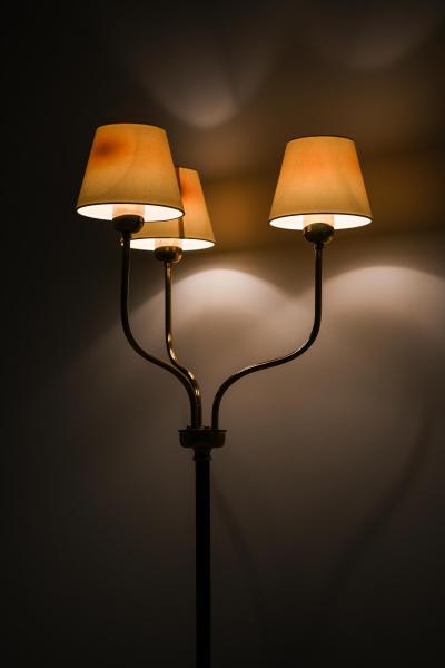 Josef Frank Floor Lamp in Brass and Lacquer by Josef Frank 1950s