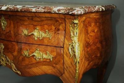 Joseph F Oeben Rare early 18thc French Kingwood Louis XV commode of bold proportions