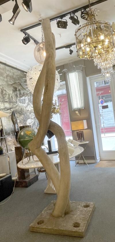 Juan Palau Large scupture in cement by Juan Palau France circa 1975