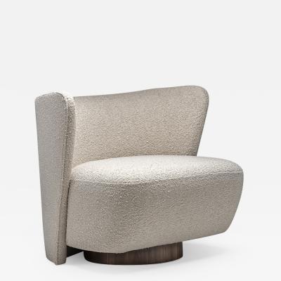 Juliana Lima Vasconcellos e Matheus Barreto Espaldar Lounge Chair