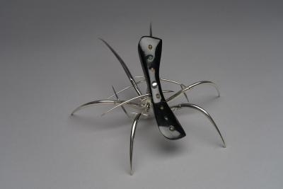 Julio Mart nez Barnetche Ara a Spider black jadeite sculpture with silver