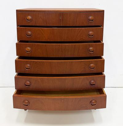 Kai Kristiansen Mid century Danish Modern Teak Curved Chest of Drawers Kai Kristiansen Style