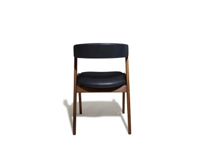 Kai Kristiansen Six Mid century Curved Back Dining Chairs in Navy Leather