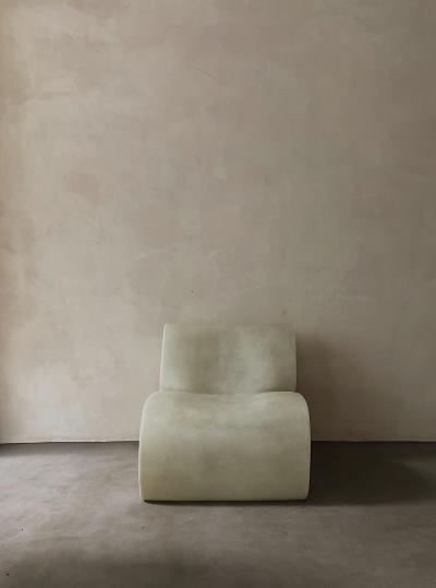 Kar Studio Contemporary White Curl Up Lounge Chair