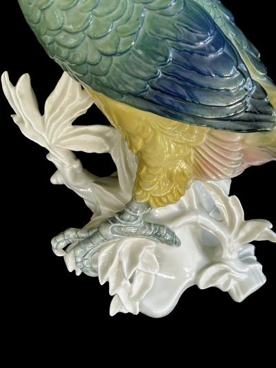 Karl Ens Karl Ens Fine Porcelain Polychrome Exotic Bird Sculpture of a Toucan