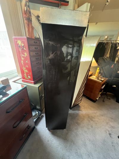 Karl Springer EXCEPTIONAL ILLUMINATED ART DECO REVIVAL LACQUERED WOOD FROSTED GLASS CABINETS