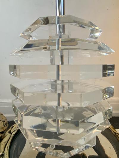 Karl Springer EXCEPTIONAL MODERNIST LUCITE BEEHIVE DESIGN LAMPS