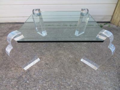 Karl Springer Gorgeous Karl Springer Style Lucite Pillar Coffee Table Mid Century Modern