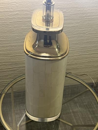 Karl Springer MODERN LUCITE AND BRASS TESELLATED BONE LAMP IN THE MANNER OF KARL SPRINGER