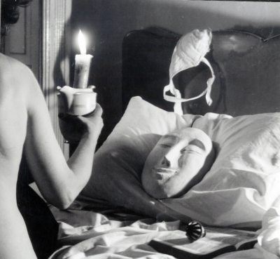 Kati Horna Sin t tulo serie Oda a la necrofilia Cuidad de M xico 1962