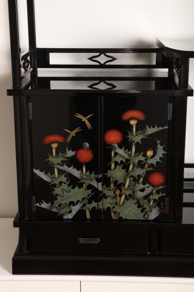 Kazuko Taniuchi Shelf for Cosmetic Boxes with Design of Dragonflies and Thistles T 4888 