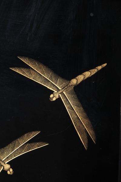 Kazuko Taniuchi Shelf for Cosmetic Boxes with Design of Dragonflies and Thistles T 4888 