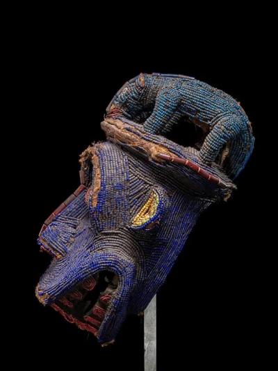 Kekum Njang mask representing the King Fon in the form of a gorilla
