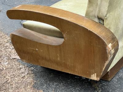 Kem Weber MODERNIST ART DECO CURVED WOOD SETTEE IN THE MANNER OF KEM WEBER