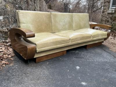 Kem Weber MODERNIST ART DECO CURVED WOOD SETTEE IN THE MANNER OF KEM WEBER