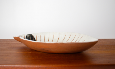 Kenji Fujita Lagardo Tackett Kenji FujIta Ceramic Fish Dishes or Spoon Rest Circa 1950s