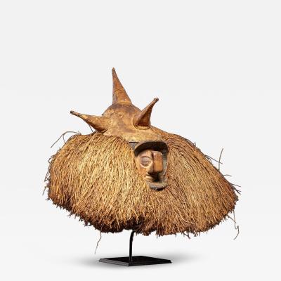 Kholuka ou Mbaala initiation circonsicion mask Yaka People DRC