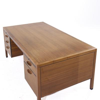 Kipp Stewart Kipp Stewart for Directional by Calvin Mid Century Walnut Executive Desk