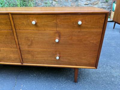 Kipp Stewart MID CENTURY DRESSER BY KIPP STEWART FOR DREXEL