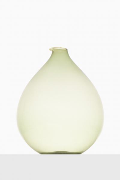 Kjell Blomberg Vase Produced by Gullaskruf