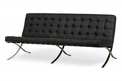 Knoll American Contemporary Barcelona Black Leather Sofa