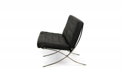 Knoll American Contemporary Barcelona Black Leather Sofa