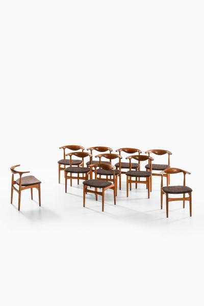Knud Faerch Set of 10 Cowhorn Dining Chairs in Fabric Oak Teak by Knud F rch 1969