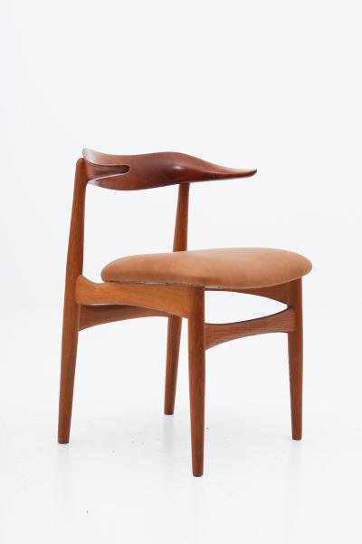 Knud Faerch Set of Eight Danish Dining Chairs Cowhorn Chair by Knud Faerch