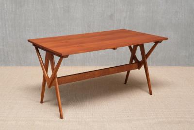 Knud Mortensen Important Knud Mortensen Extendable Dining Table in Oak and Teak Denmark 1955
