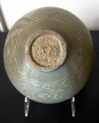 Korean Ceramic Celadon Bowl with Slip Inlay Goryeo Dynasty