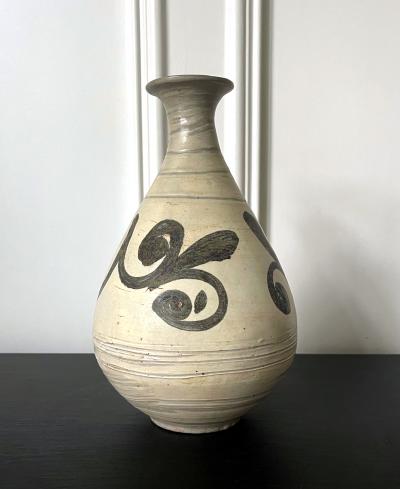 Korean Glazed Ceramic Vase Buncheong Ware Early Joseon Dynasty
