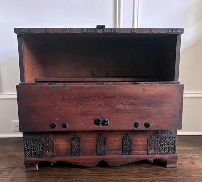 Korean Pyongyang Do Bandaji Chest Joseon Dynasty