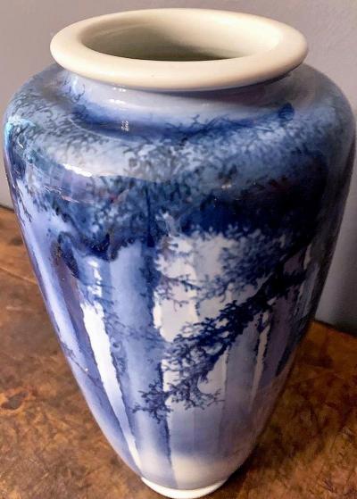 Kozan Makuzu A Large Japanese Blue and White Vase by Mazuku Kozan Meiji Period