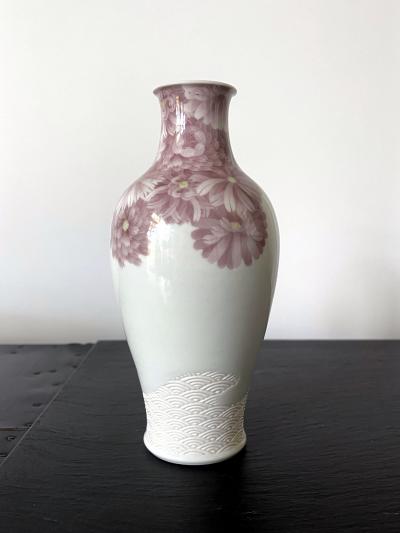 Kozan Makuzu Japanese Ceramic Vase with Delicate Carvings by Makuzu Kozan Meiji Period