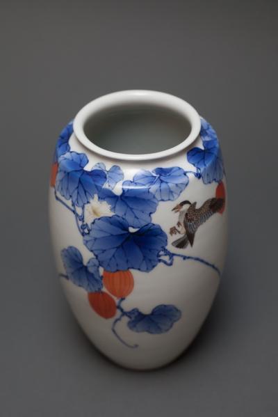 Kozan Makuzu Japanese Porcelain Vase