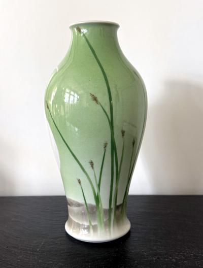 Kozan Makuzu Japanese Porcelain Vase with Composed Egrets by Makuzu Kozan Meiji Period