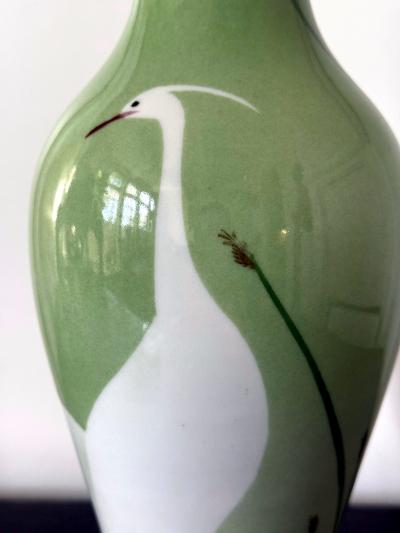 Kozan Makuzu Japanese Porcelain Vase with Composed Egrets by Makuzu Kozan Meiji Period