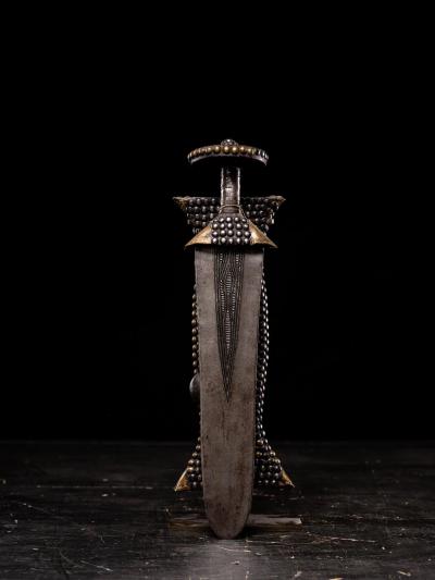 Kundu Knive brass wrapped and tacked Hilt wooden brass decorated Sheath DRC