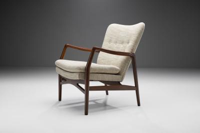 Kurt Olsen Kurt Olsen Model 215 Easy Chair for Slagelse M belv rk Denmark 1954