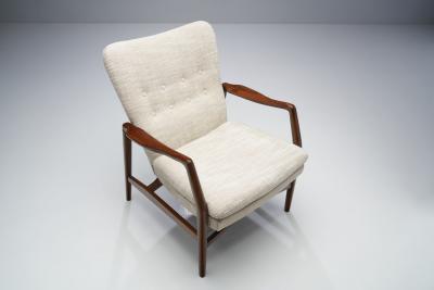 Kurt Olsen Kurt Olsen Model 215 Easy Chair for Slagelse M belv rk Denmark 1954