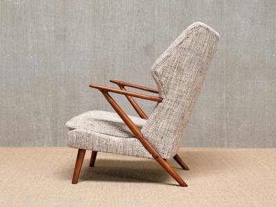 Kurt Olsen Kurt Olsen Model 221 Armchair in litis Tweed Fabric Slagelse M belfabrik 1955