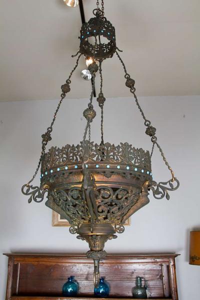 L 18 Gothic Revival Fixture