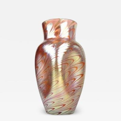 L tz Witwe Glass Vase Decoration Phenomen Rosa Iridescent Bohemia Circa 1902
