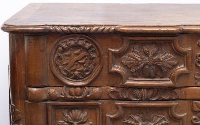 LARGE 17th CENTURY LOUIS XIV PROVINCIAL CARVED COMMODE