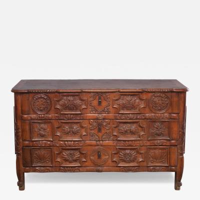 LARGE 17th CENTURY LOUIS XIV PROVINCIAL CARVED COMMODE